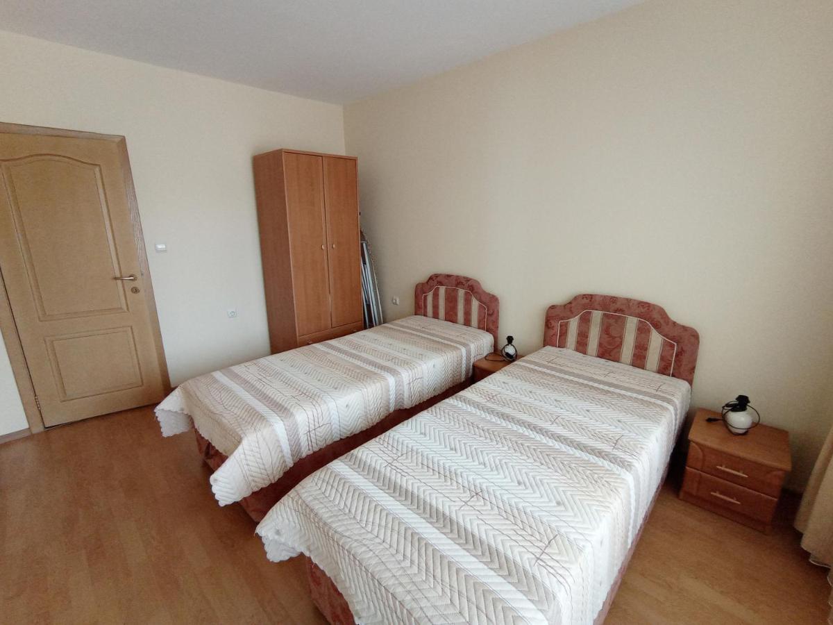 Dom-El Real Apartments 4 - สวิติ วลัส ภายนอก รูปภาพ