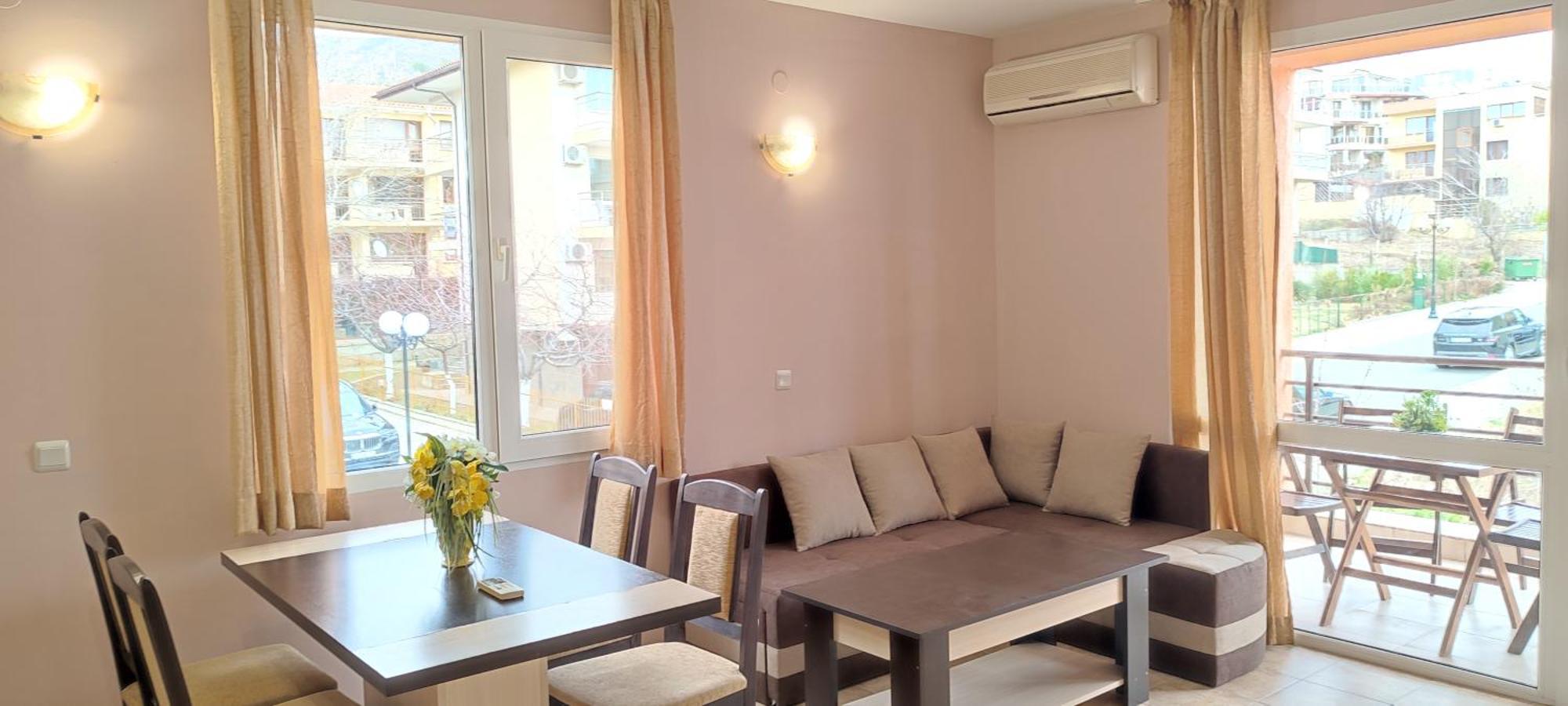 Dom-El Real Apartments 4 - สวิติ วลัส ภายนอก รูปภาพ